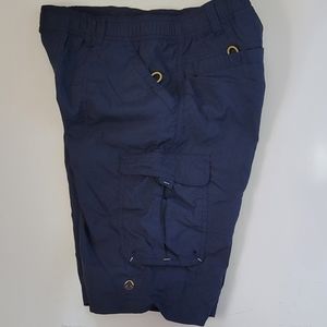 Columbia shorts kids large